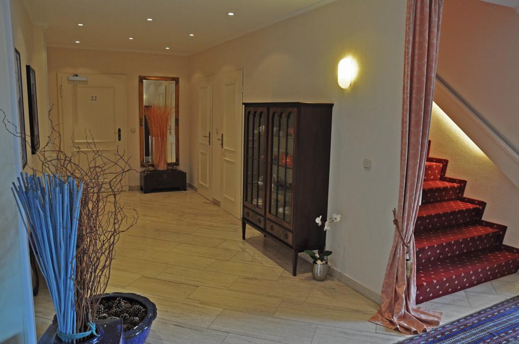 Hotel Garni Kristinenhof บาดซวิสเชนอาว์น ภายนอก รูปภาพ